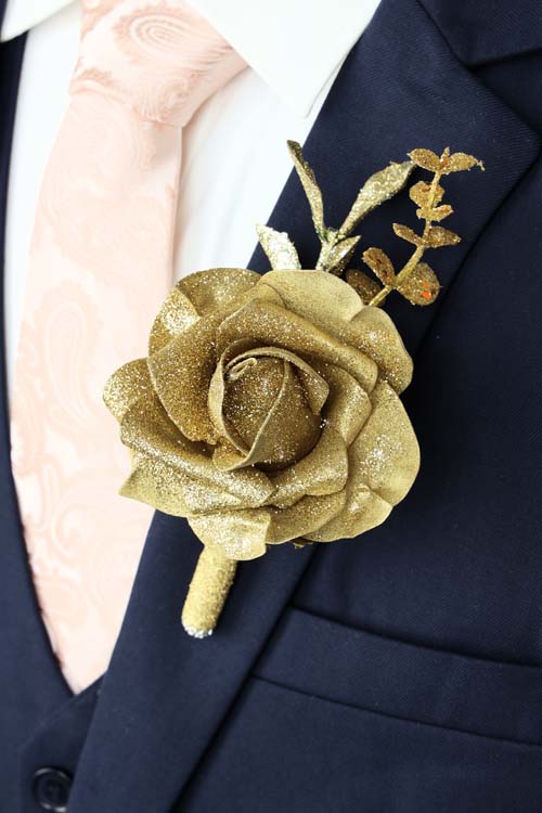 Wyatt Boutonniere - #125