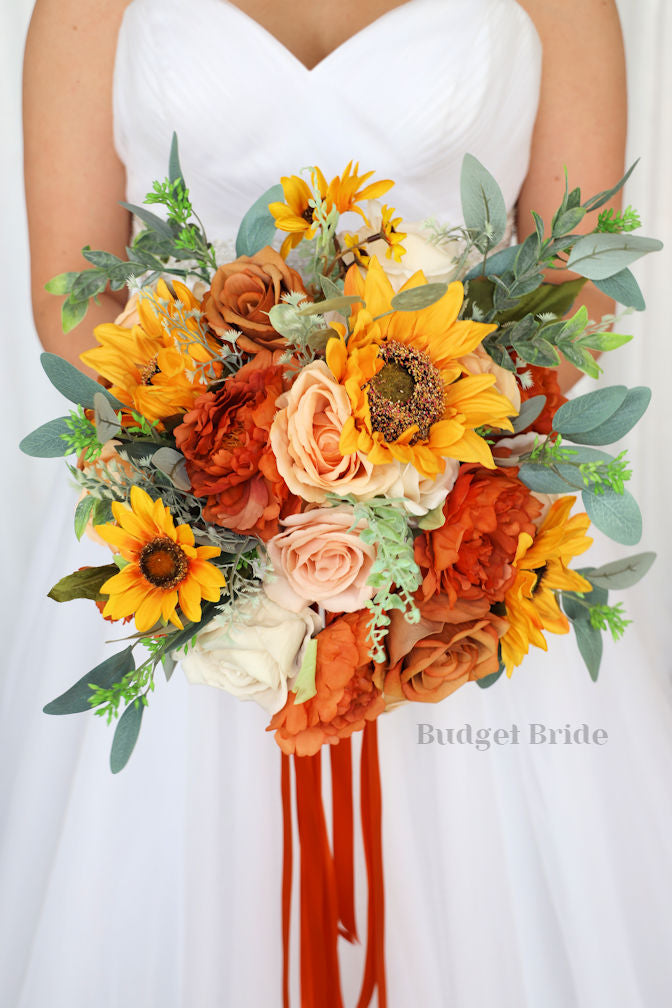 Sunflower Cascading Bouquets: The Perfect Bridal Flowers for a Rustic  Wedding