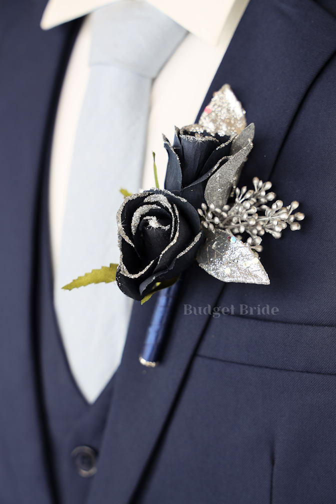 Dale Boutonniere  - #228 - $32.50