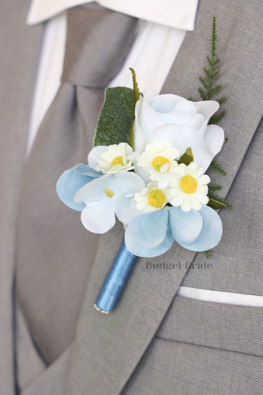 Harker Boutonniere  - #406- $22.50