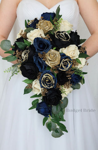 bridesmaid bouquets for navy blue dresses Navy Bridesmaid Dresses with Fuchsia and White Bouquets