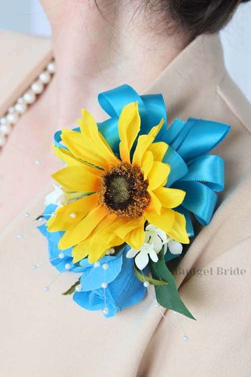 Nazaret Corsage - #PC080 - $32.50