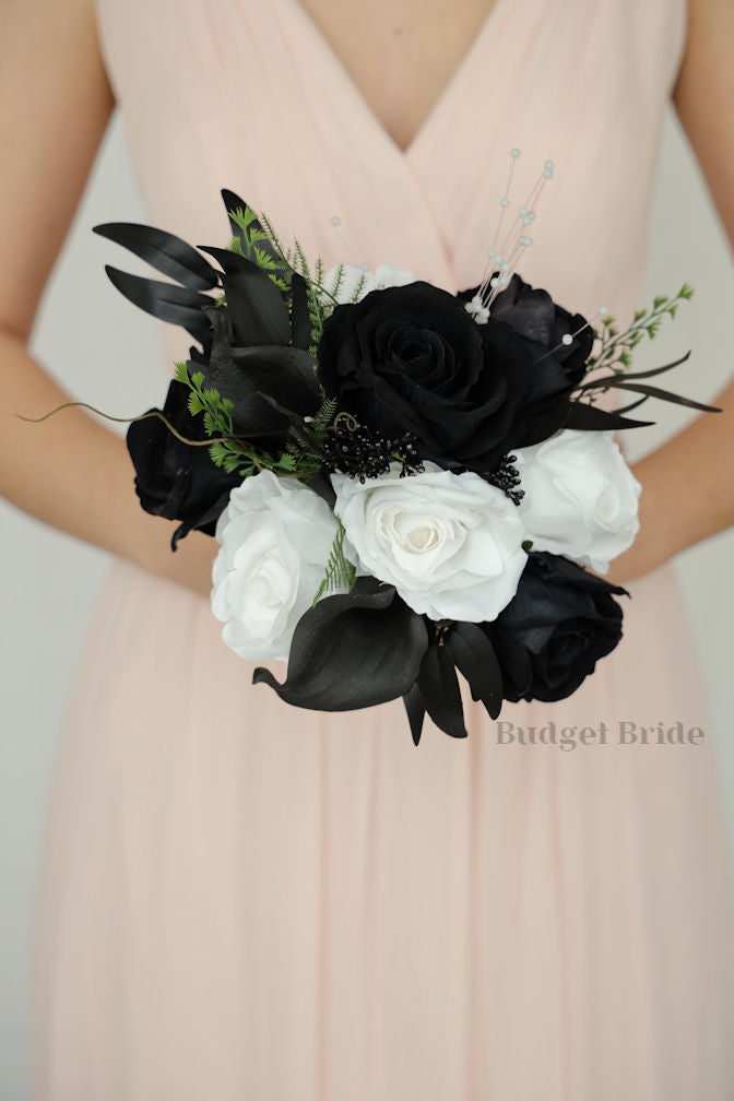 Black and White Wedding Bouquet / – Budget-Bride